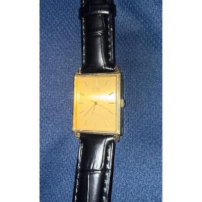 SEIKO прямоугольный (прямоугольный/квадратный) тип кварцевые часы SEIKO золотой циферблат