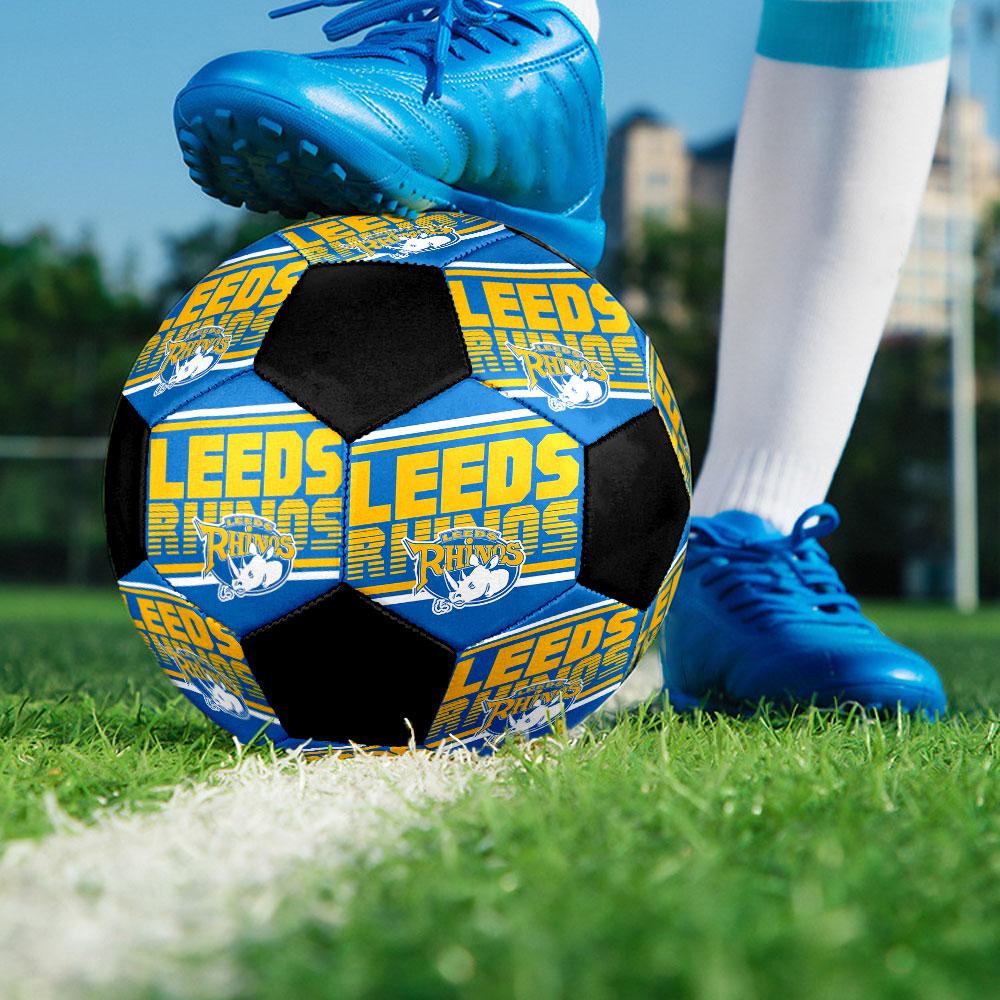 1pc Leeds Rhinos Soccer Ball Size 5 Indoor Soccer Ball Fashion Colorful Backyard Game - Great For Sports Fans Gift HE68