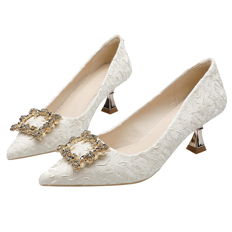 2025 новые туфли-лодочки с квадратной пряжкой из стразов, корейская версия, острый носок, рюмка и высокие каблуки, повседневные для работы, туфли-лодочки на шпильке для женщин