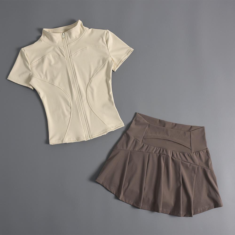 2024 Women's Nude Short Sleeve Zipper Fitness Top for Cycling, Outdoor Sports, and Yoga