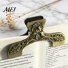 Rustic Desk Decor for Readers Vintage Metal Book Page Holder, with Floral Pattern Design, Hands Free Durable Holder Textbooks Clip, Zinc Alloy