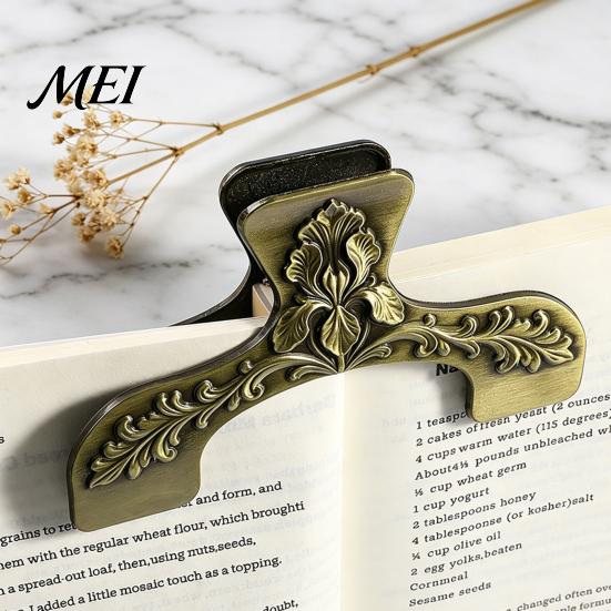 Rustic Desk Decor for Readers Vintage Metal Book Page Holder, with Floral Pattern Design, Hands Free Durable Holder Textbooks Clip, Zinc Alloy