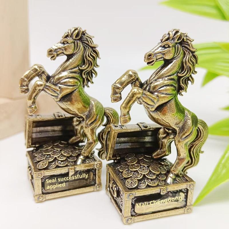 1 Pcs Zodiac Horse Statue Ornament Brass Horse Miniatures Crafts Office Home Decor Accessory