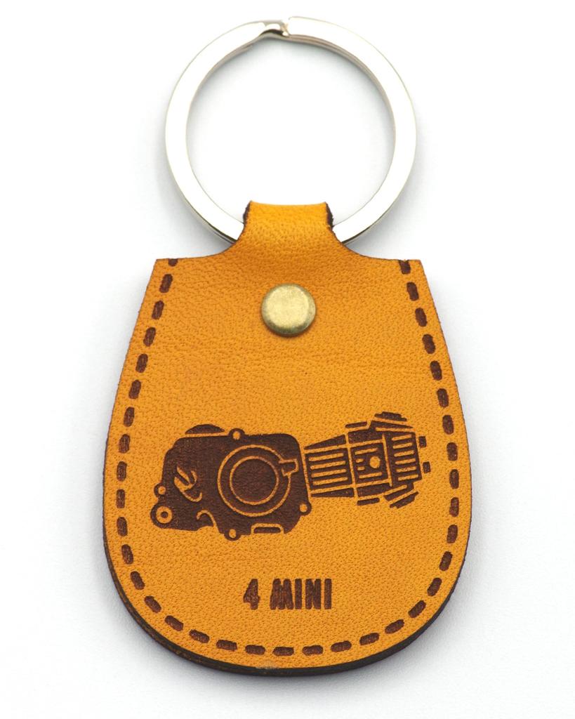 [NONINA] Italian Leather Key Chain for Motorcycles, Heavy Duty Ring, Simple, Motorcycle Key Ring, Braun