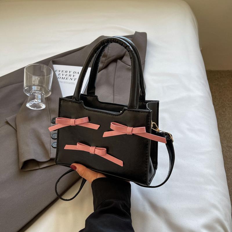 Сумка с бантом, модная, в иностранном стиле, женская, 2025 весна, новая, универсальная, ins, на плечо, мессенджер