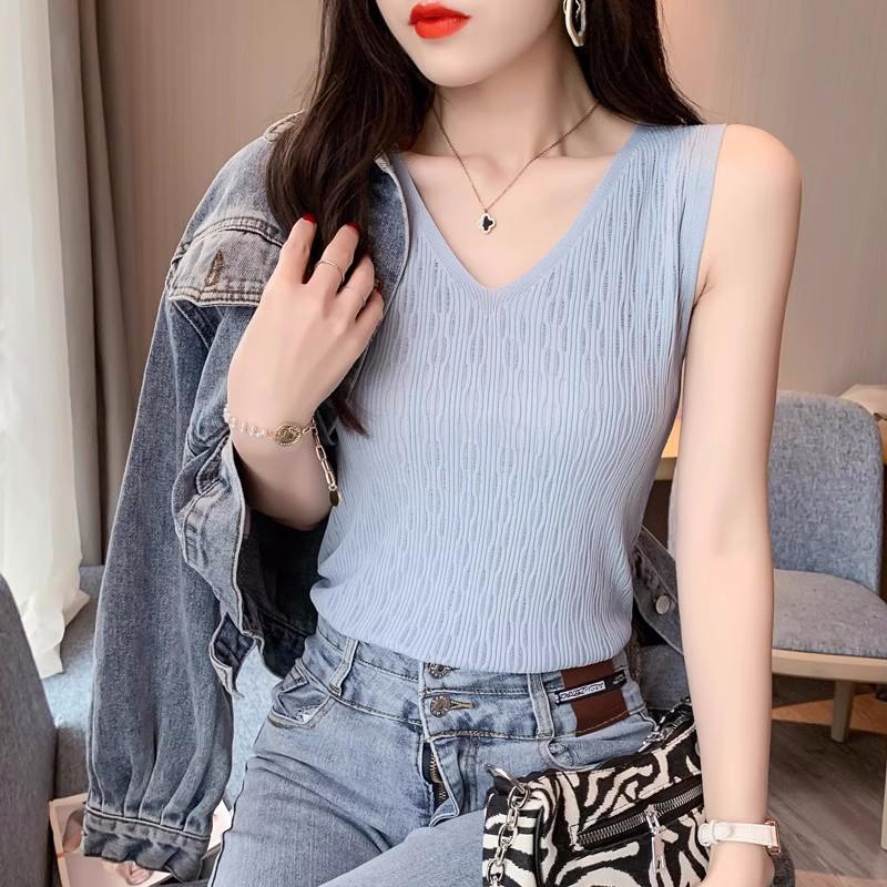 Halter Vest Women Wear Summer Thin V-neck Slim Fit with A Suit with A Bottom Ice Silk Knit Top