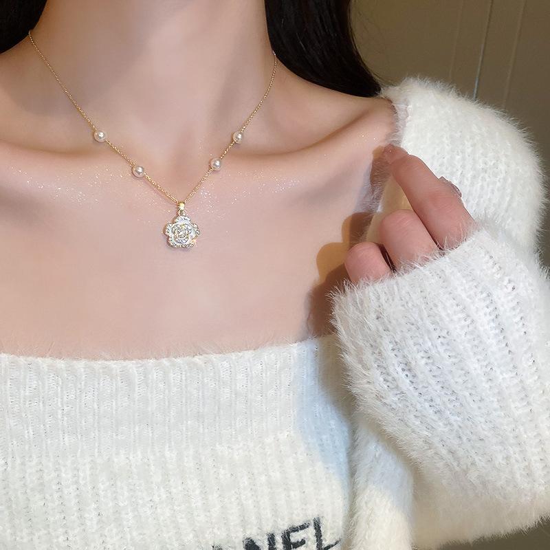 Korean temperament love butterfly pearl fringed necklace fashion collarbone chain versatile item decoration