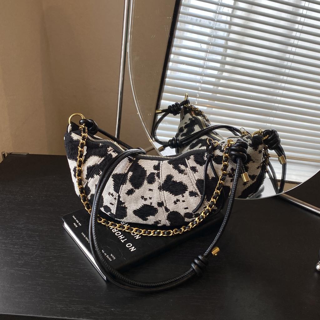 Модный и подходящий круассан круассан нишевый дизайн большая сумка для пельменей большая вместительная повседневная сумка через плечо