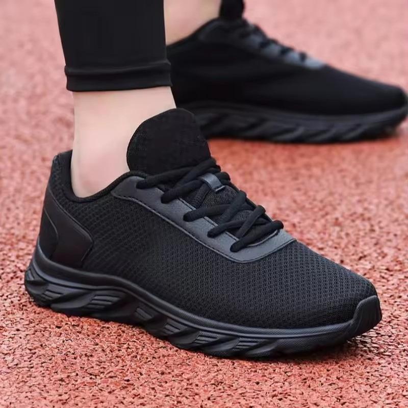 Light Man Running Shoes Comfortable Breathable Men'S Sneakercasual Ultra Lightweight Fashion Sneakers Non Slip Trainers