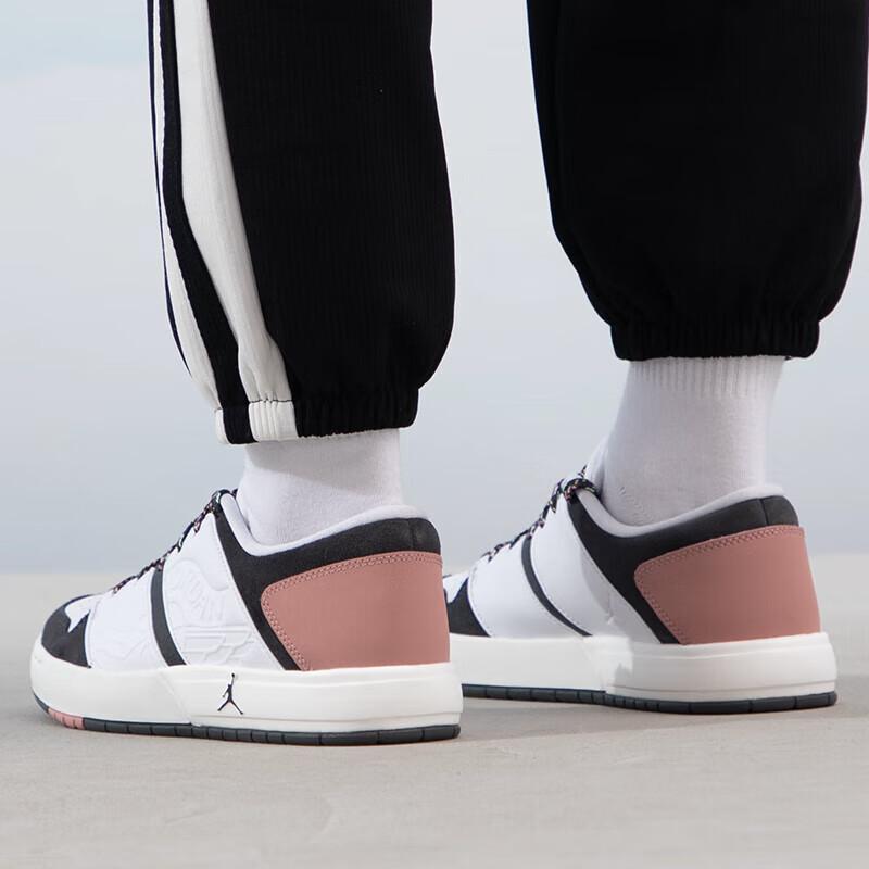 Air Jordan Nu Retro 1 Low GS White Red Stardust Kids Sneakers Saturn-Gold Anthracite FJ5734-101