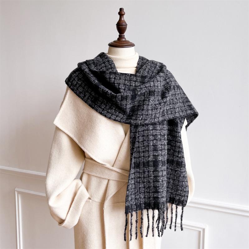 Luxury Winter Plaid Scarf for Women Men British Style Cashmere Scarves With Tassel Designer Female Winter Warm Clothing