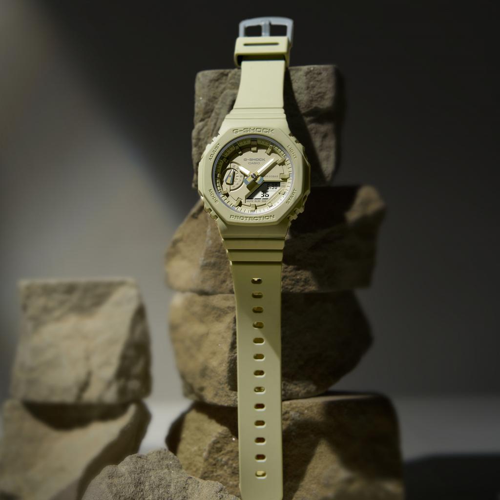 Casio G-Shock Восьмиугольный циферблат Защита сердечника из углеродного волокна Водонепроницаемые Ударопрочные Спортивные кварцевые часы Ремешок из смолы Женские часы Зеленый GMA-S2100BA-3APR