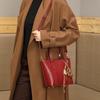 Red bag for class and casual use, new versatile tote bag, high-quality large-capacity bag, simple shoulder bag for commuting 2026