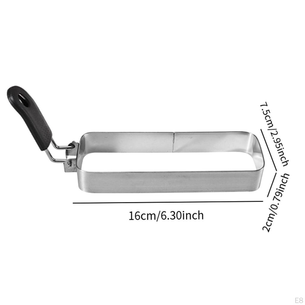 Приготовление яиц для маффина-омлета прямоугольной формы