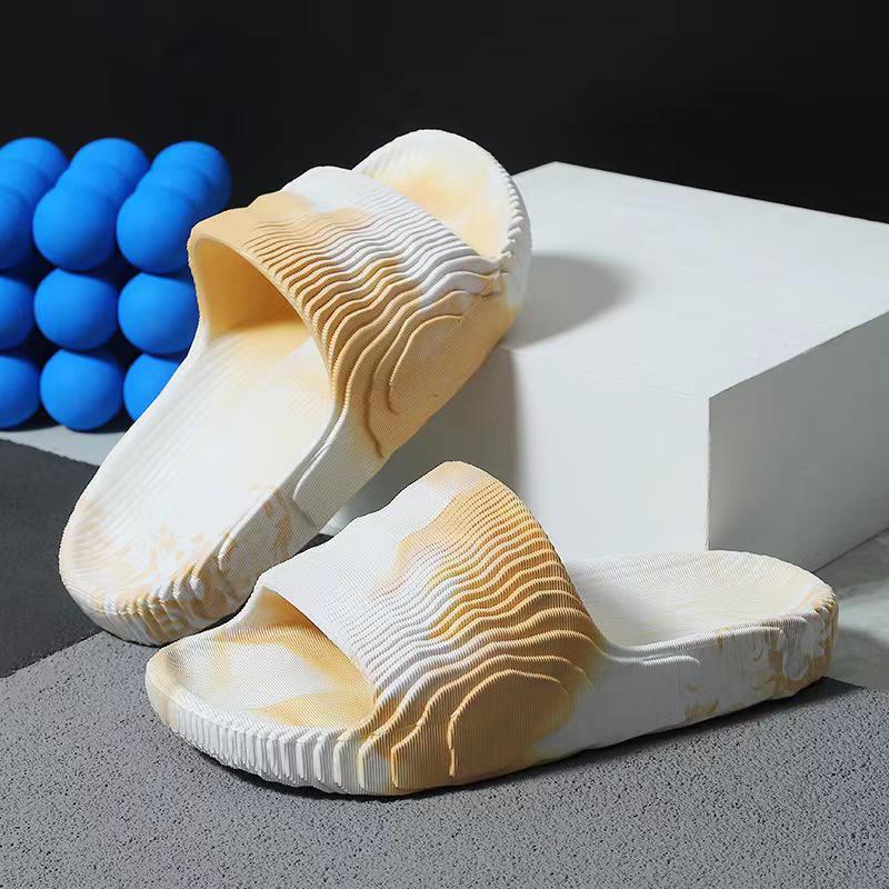 Летние шлепанцы в стиле Канье: Модные, на толстой подошве, большого размера, в корейском стиле, универсальные парные тапочки