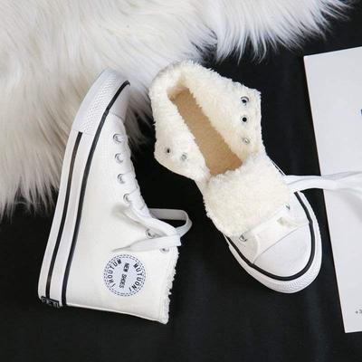 Высокие бархатные парусиновые туфли женские туфли корейская версия теплые и универсальные студенческие 2025 зима новые две хлопковые туфли кеды прилив