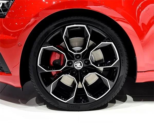 Car Sticker 2025 New 4pcs 56/60mm Car Wheel Center Cover Hub Cap Badge Replacement Sticker for Skoda VRS VII Rapid Fabia Octavia