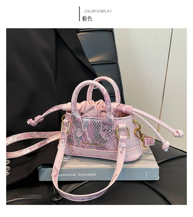 Bag Women's Delicate Crocodile Pattern Mini Handbag Niche Design Vegetable Basket Women's One Shoulder Crossbody Bag