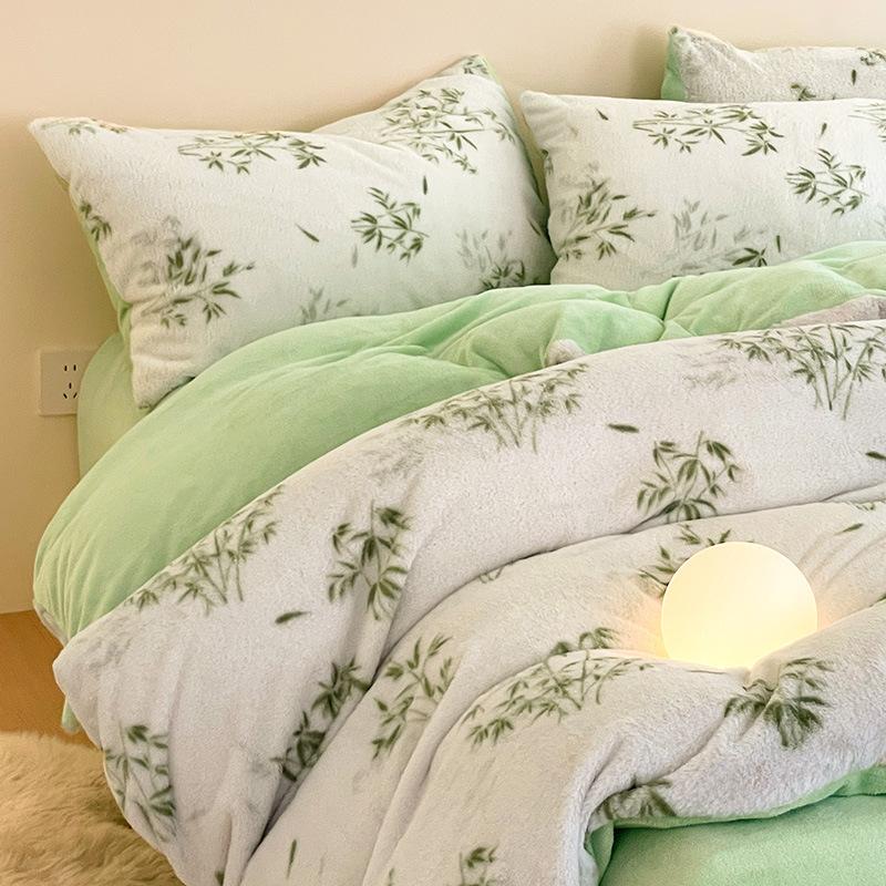 Rabbit Fleece Four-Piece Set, Thickened Milk Fleece Quilt Cover, Coral Fleece Bed Sheet Quilt Cover, Fleece Bedding