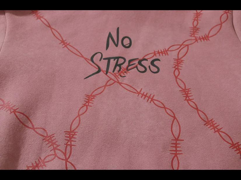 Толстовка с капюшоном из бархата с рисунком ржавчины и граффити от Ouyang Nana (унисекс)