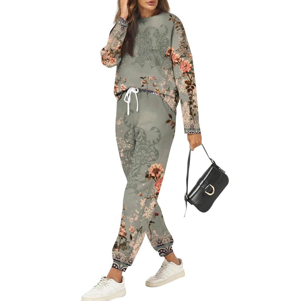 Комплекты для женщин из 2 предметов: футболки с круглым вырезом и длинным рукавом, принтованные спортивные брюки с карманами