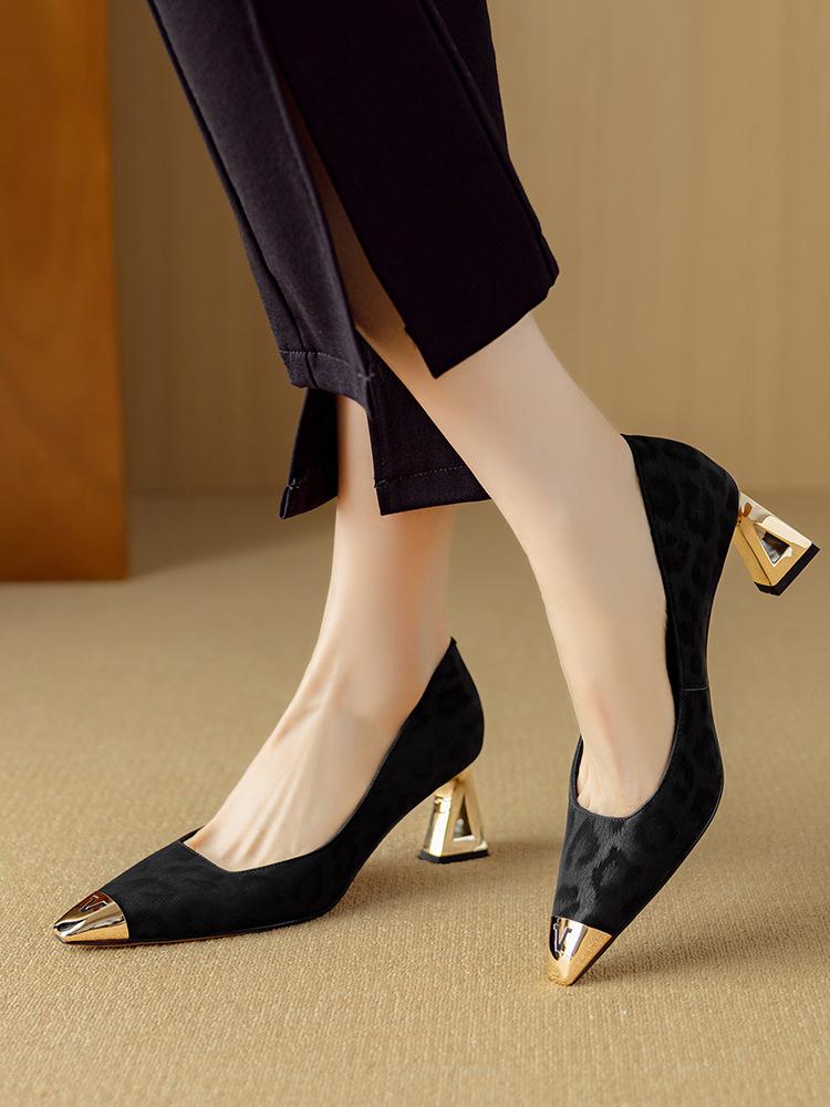 Французский темперамент, женские туфли на высоком каблуке, весна 2025, новая коллекция, туфли-лодочки с мелким вырезом, маленькие ароматные туфли с леопардовым принтом для вечера