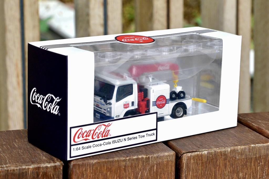 Модель эвакуатора Isuzu N Series в масштабе Tiny City, литая, 1/64, Coca-Cola