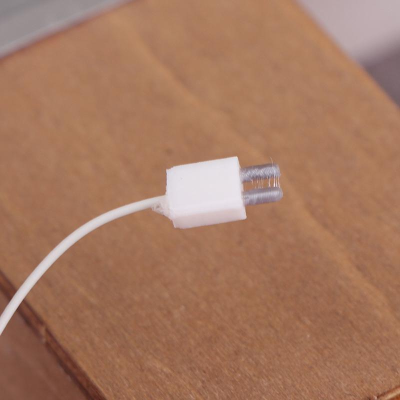 1 шт. Бытовая техника Аксессуары 1/12 Кукольный домик Розетка с кабелем Модель Кукольный домик Украшения Детские ролевые игры Игрушки