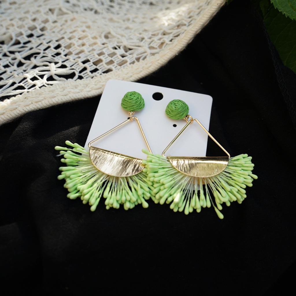 Japanese And Korean Bohemian Summer Beach Vacation Seaside Woven Big Earrings Women'S Small Fresh Earrings Candy Color Color