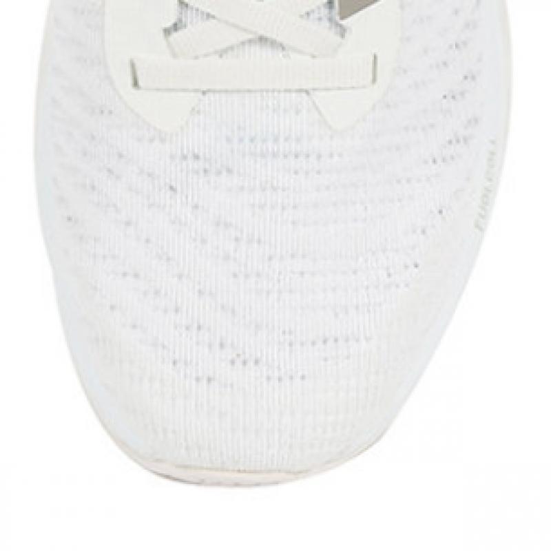 New Balance Женские кроссовки Pure Cell Propel V4