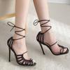 Мода Ins стиль Сексуальные ажурные плетеные женские сандалии Мода Узкие ремешки на щиколотке Туфли-шпильки Высокие каблуки Гладиаторские сандалии Летняя обувь