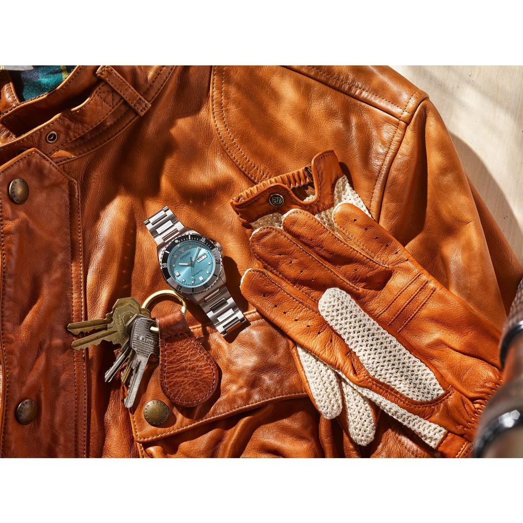 Citizen Автоматические Аналоговые Часы из Нержавеющей Стали со Светло-Голубым Черным и Серебристым Трехзвенным Браслетом Мужской Циферблат, Безель, Стрелки, День/Дата (модель