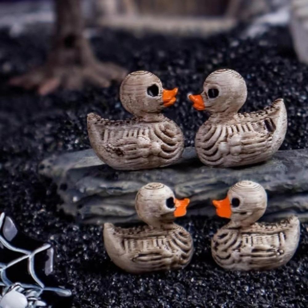 20pcs 20-Pack Skull Duck Figurines Compact Design Skull Mini Figurines  for Gothic Home