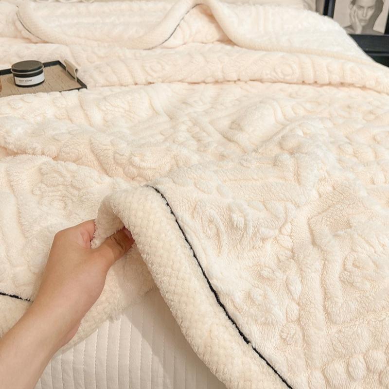 2026 Milk Velvet Blanket, Winter Thick Coral Velvet Cover Blanket, Office Nap, Sofa Velvet Blanket