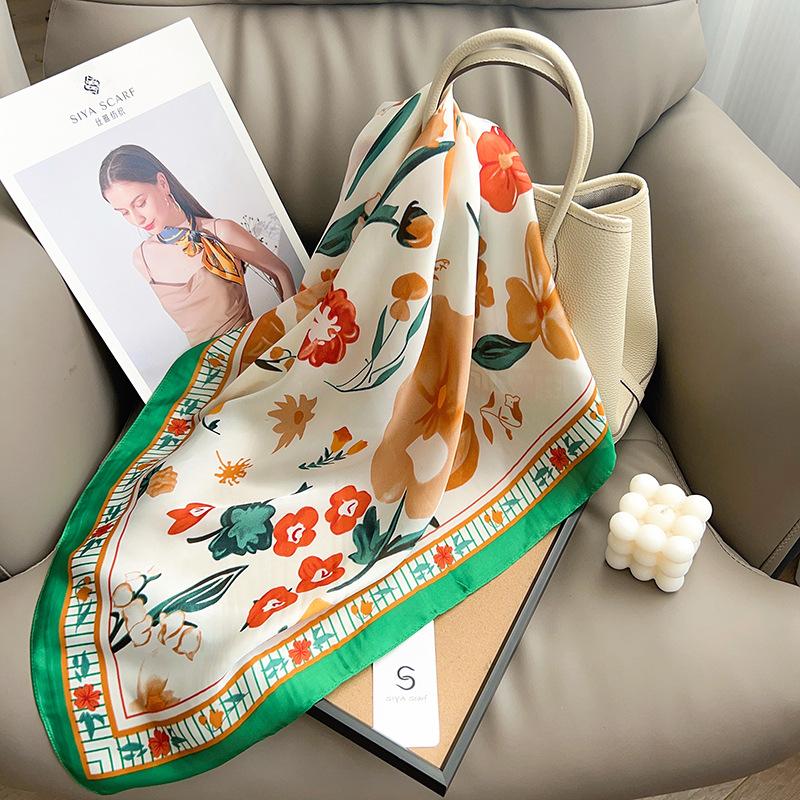 Korean version of spring versatile flower small square scarf small fresh chest wrap headscarf decorative scarf neck small scarf small silk scarf