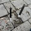 2Pcs Pavers Pullers Pavers Extractor Tool with Joint Scrapers Teeth Gripper Slots Pavers Removal Tool for Garden Yard