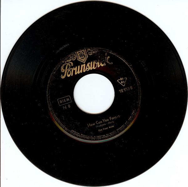 7-дюймовая пластинка FOUR ACES The World Outside 12153 Brunswick Германия Поп Б/у