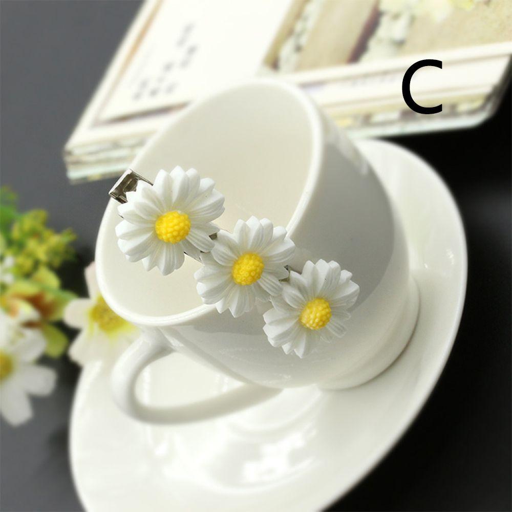 Mini Sweet Flower Daisy Women White Barrettes Flower Clip Hairpins Hair Clips