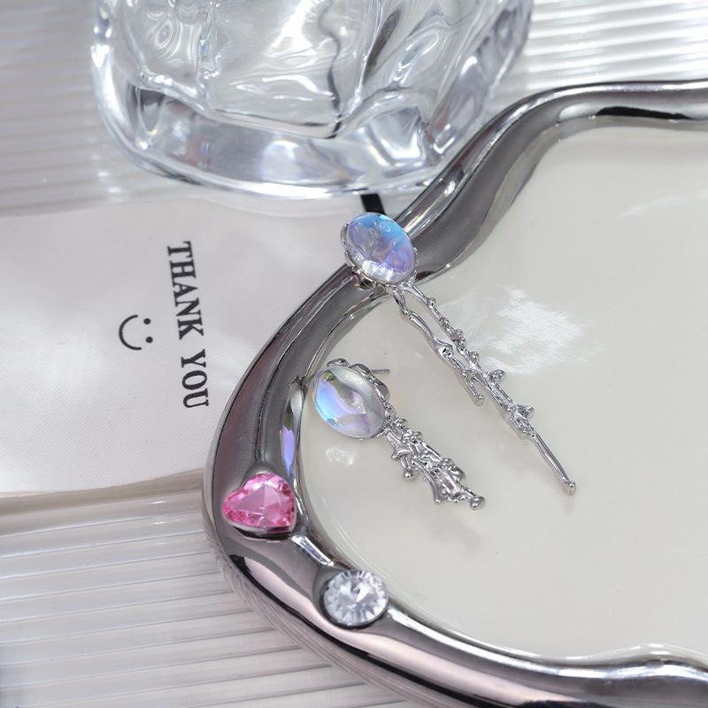 Женские модные асимметричные серьги-пусеты с лунным камнем и опалом - крутая модная бижутерия с серебряной иглой