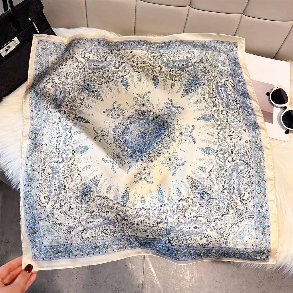 70 Retro Cashew Delicate Printed Silk Scarves Women'S Daily Versatile Premium Sense Multifunctional Travel Sunscreen Neck Silk Scarves