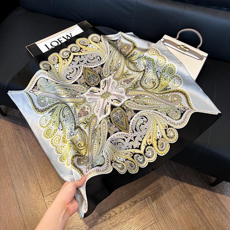 Spring and summer new Korean fashion sweet polka dot simulation silk small square scarf women's thin sunscreen silk scarf decorative small scarf