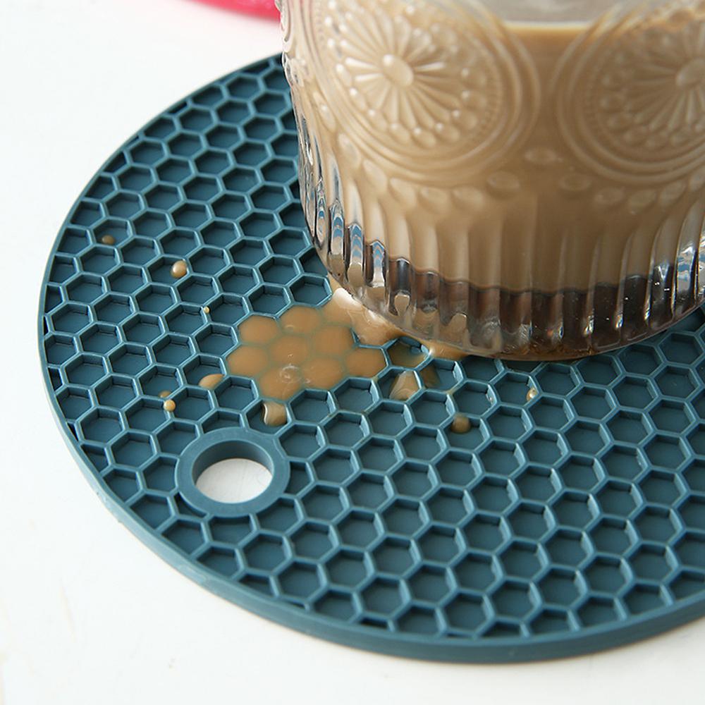 Thick Round Silicone Coasters Heat Resistant Non Slip Cup Mats Insulation Pot Holders Kitchen Table Protection Pads