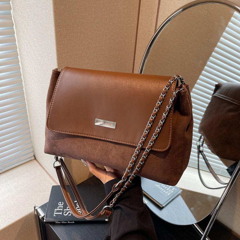 Popular Retro Underarm Bag Women's New Chain Versatile Commuter Shoulder Crossbody Small Square Bag