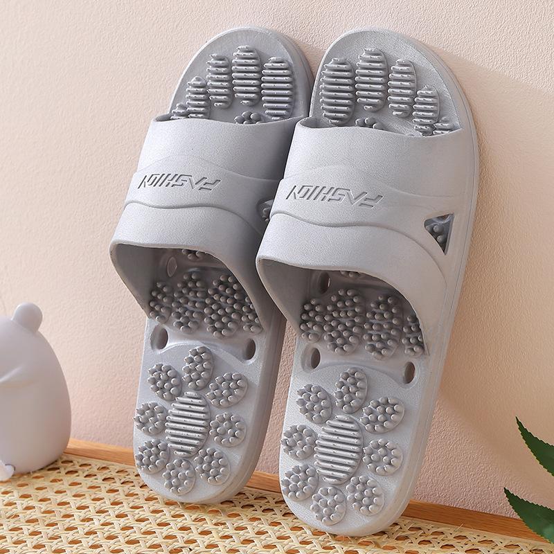 Нескользящие тапочки для ванны