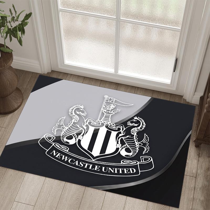 Футбольный дизайн Newcastle United Хрустальный бархатный ковер Уютный Не?Нескользящий ковер с принтом для спальни, гостиной, прихожей