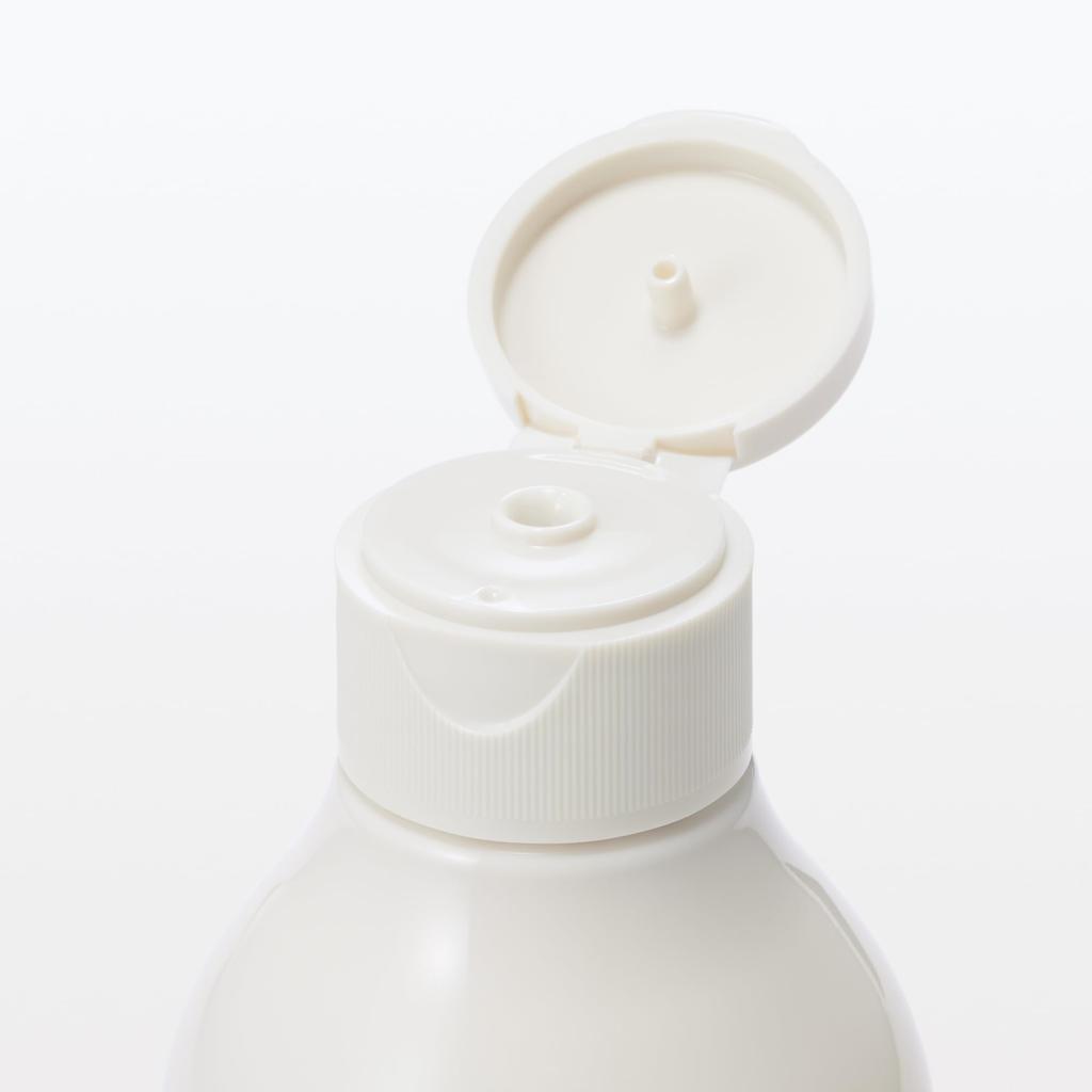 MUJI Лечебный осветляющий лосьон 300 мл OAQ28A4S 83926663