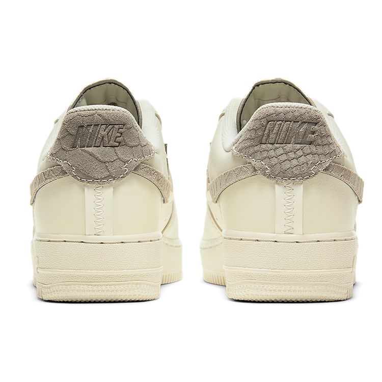 Nike Женские кроссовки Air Force 1 LXX Sea Glass Python кремовые Light-Army DH3869-001
