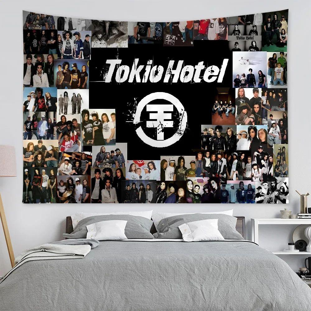 Гобелен Tokio Hotel от Тома Билла Каулица