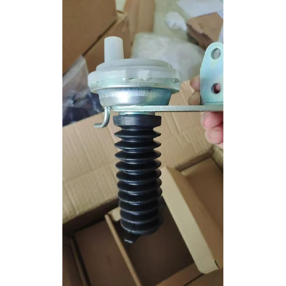 MR453711 Freewheel Clutch Actuator For Mitsu-bishi Pajero Shogun Montero III IV 2000-2014 Picku-p Triton L200 2005-2008 3820A049