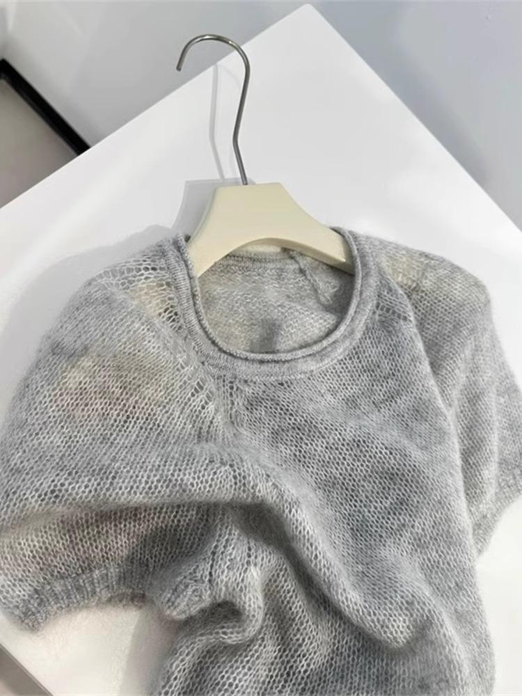 Women's Light Gray Puff Sleeve Mohair Sweater - Autumn/Winter, Round Neck, Short Sleeve Knit Top.